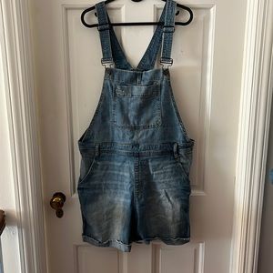 Jean short overalls